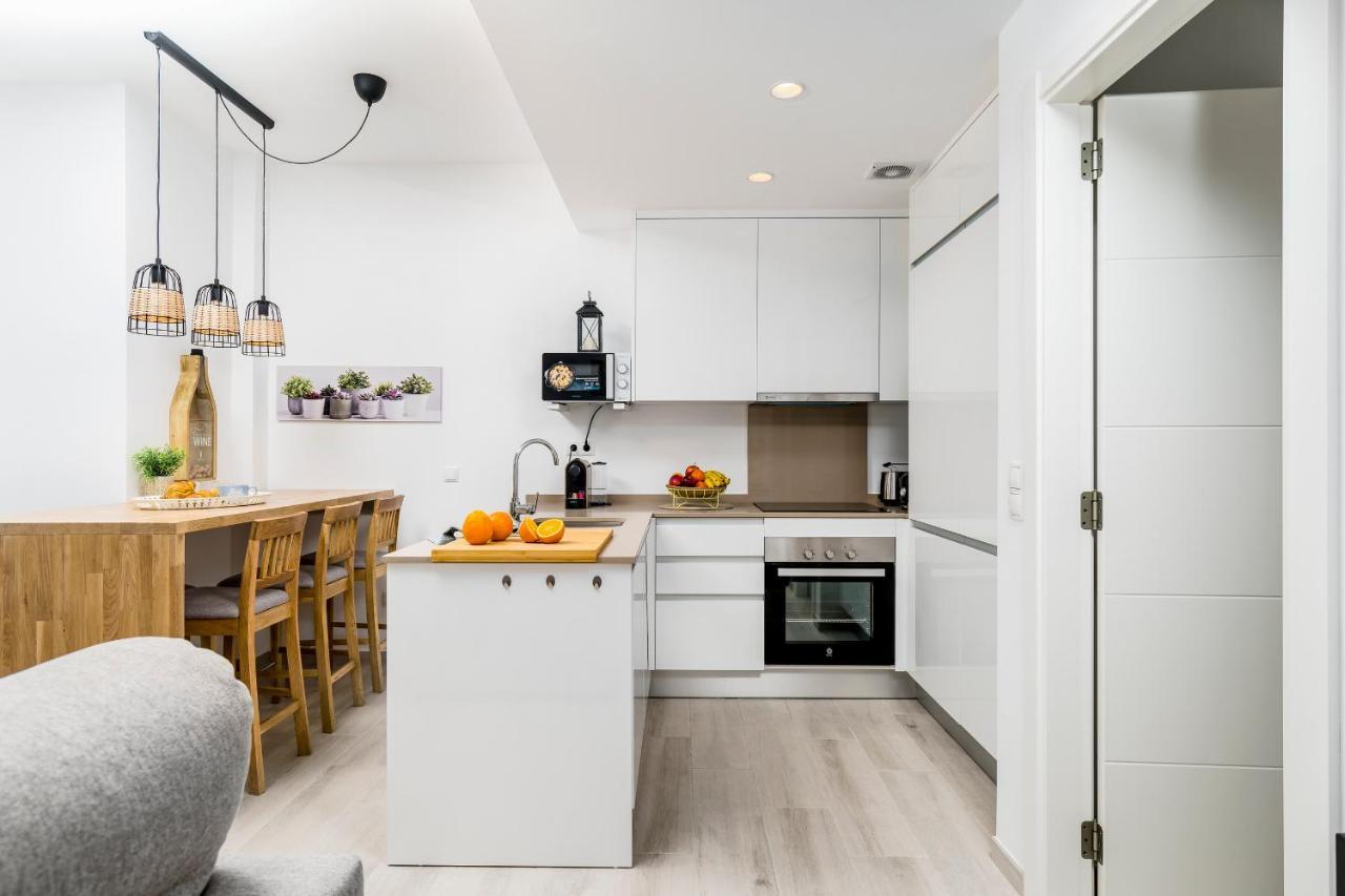 Apartamento Deluxe Con Piscina, Terraza & Parking 말라가 외부 사진