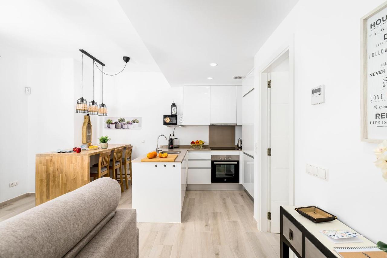 Apartamento Deluxe Con Piscina, Terraza & Parking 말라가 외부 사진