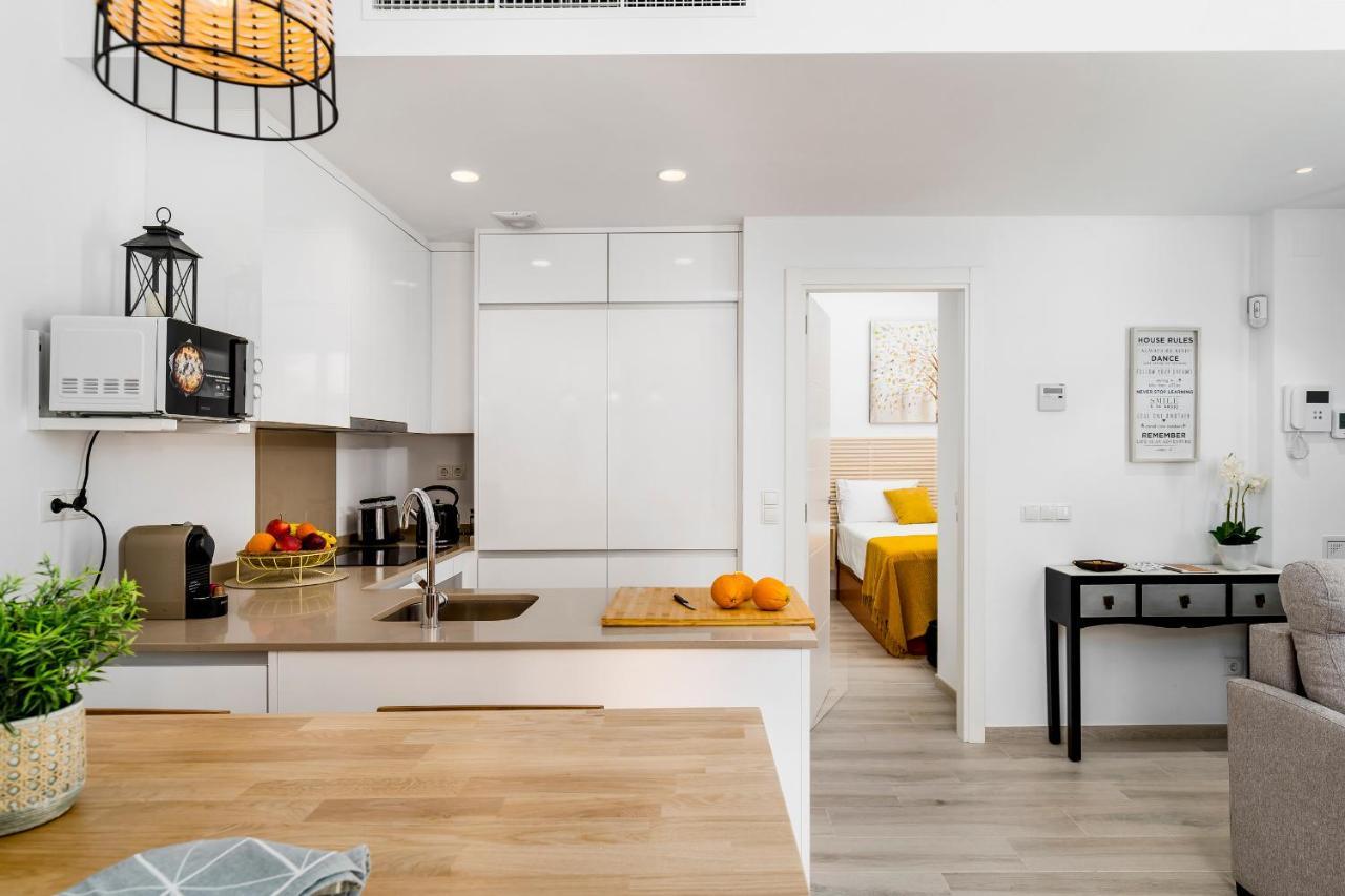 Apartamento Deluxe Con Piscina, Terraza & Parking 말라가 외부 사진